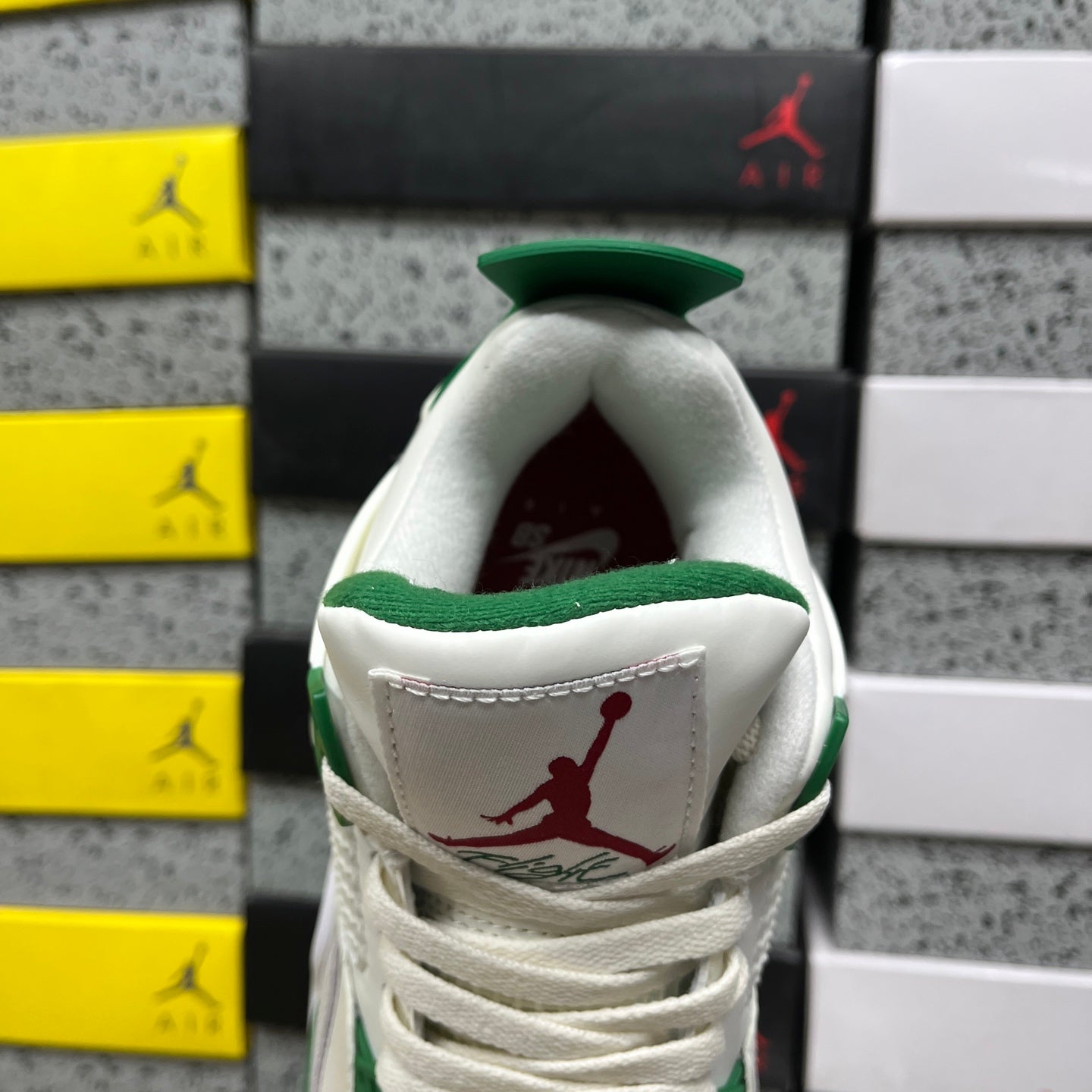 Jordan 4 sb pine green