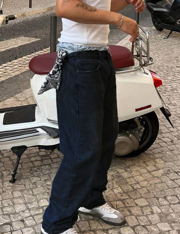 Jeans color oscuro